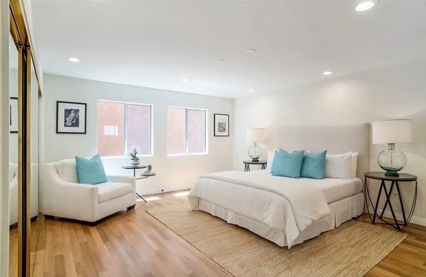 Bathroom inspection photo from a ScoutMyPlace apartment report